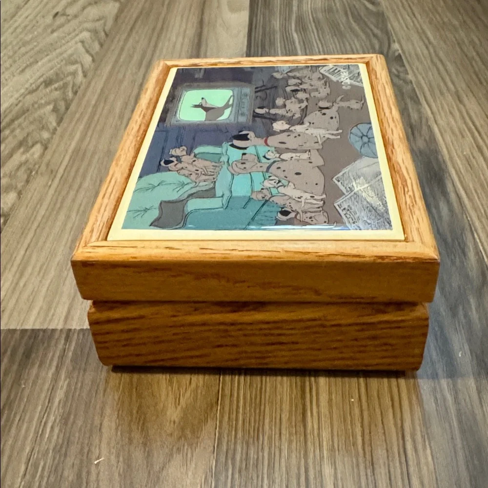 101 Dalmatians Disney Vintage Rare Tile Wood Open Trinket Treasure Jewelry Box